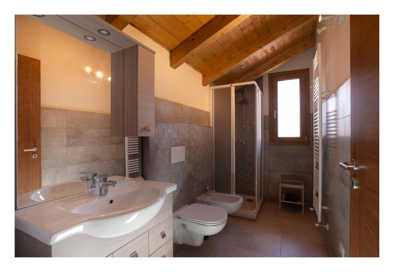 Al Salto Del Gatto Bed and Breakfast Schianno Eksteriør billede